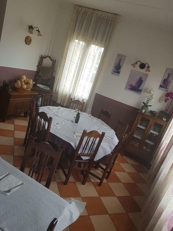 Apartamentos Hostal Cabanas Карбонерас-де-Гуадасаон Экстерьер фото
