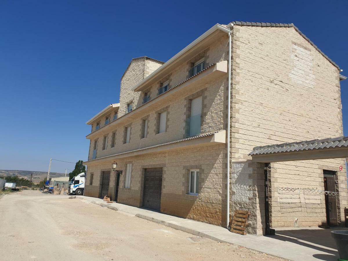 Apartamentos Hostal Cabanas Карбонерас-де-Гуадасаон Экстерьер фото
